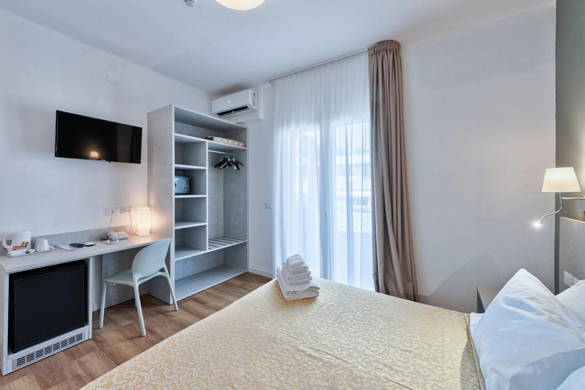 Hotel Al Ponte Lignano Sabbiadoro Eksteriør bilde