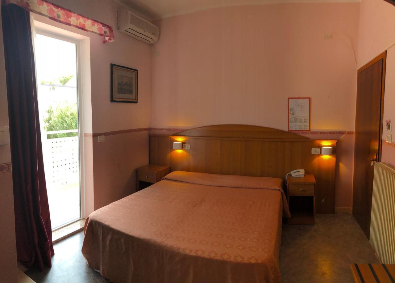 Hotel Al Ponte Lignano Sabbiadoro Eksteriør bilde