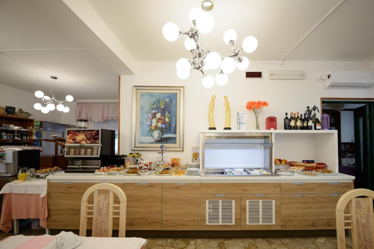 Hotel Al Ponte Lignano Sabbiadoro Eksteriør bilde
