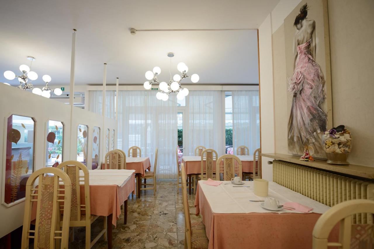 Hotel Al Ponte Lignano Sabbiadoro Eksteriør bilde